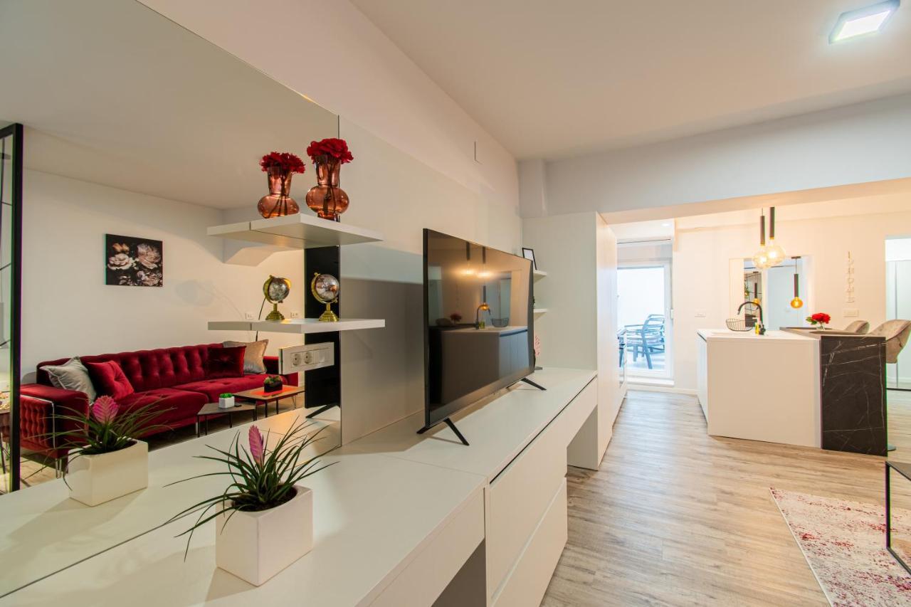 Flexible Selfcheckins 45 - Zagreb - New - Center Apartment Екстериор снимка