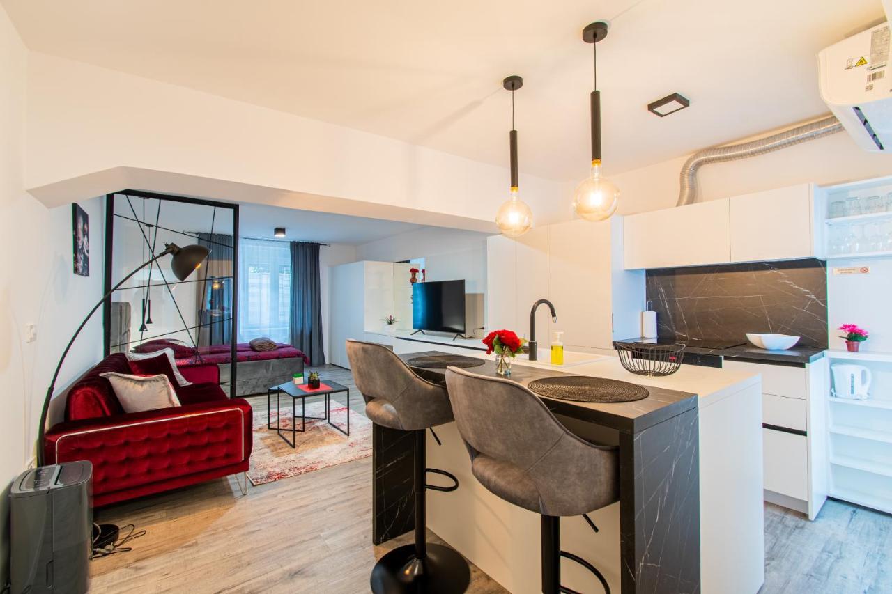 Flexible Selfcheckins 45 - Zagreb - New - Center Apartment Екстериор снимка