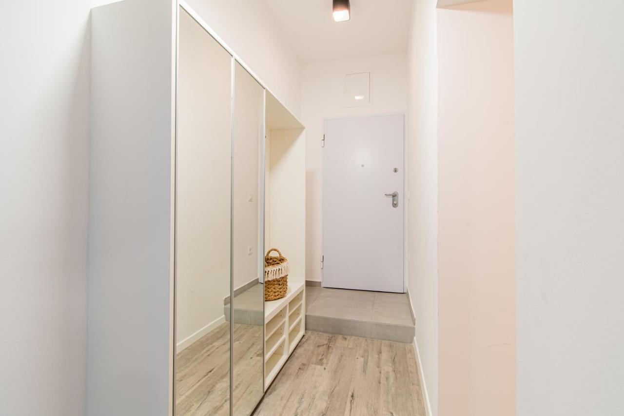 Flexible Selfcheckins 45 - Zagreb - New - Center Apartment Екстериор снимка